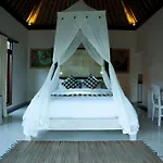 Segening Villa