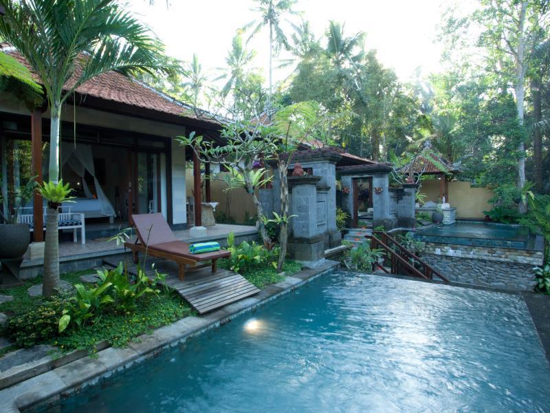Segening Villa