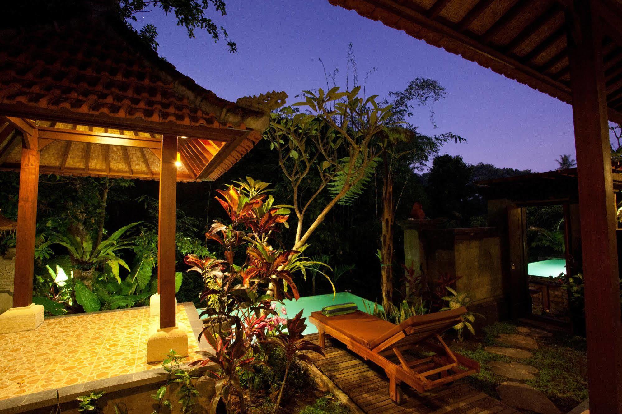 Segening Villa