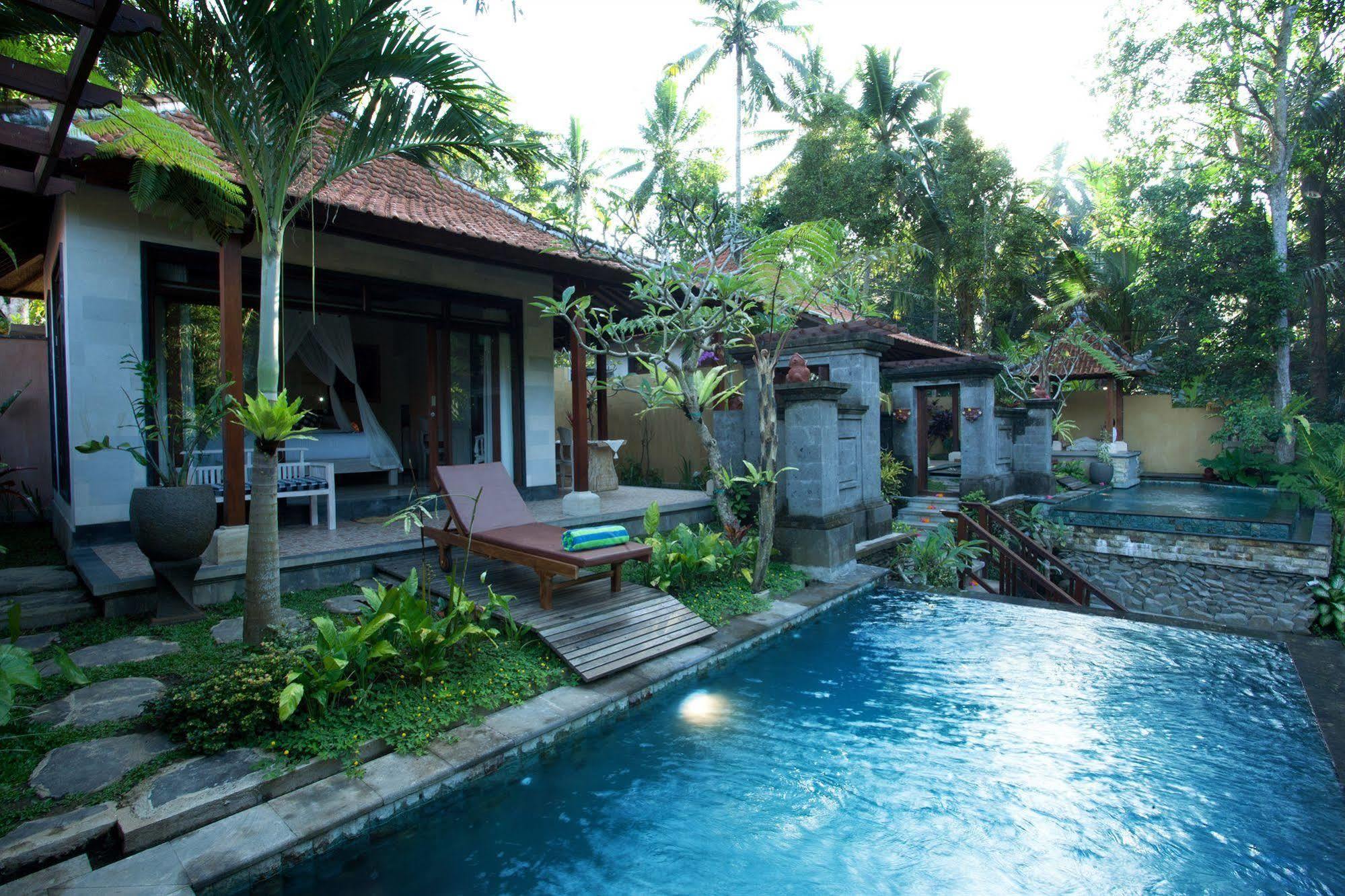 Segening Villa